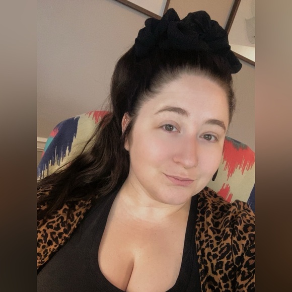 Meet your Posher, Samantha - Picture 1 of 1